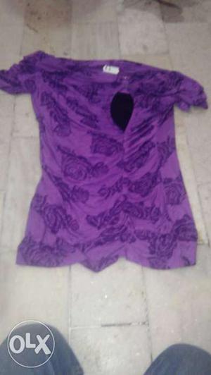 Purple Scoop-neck Shirt
