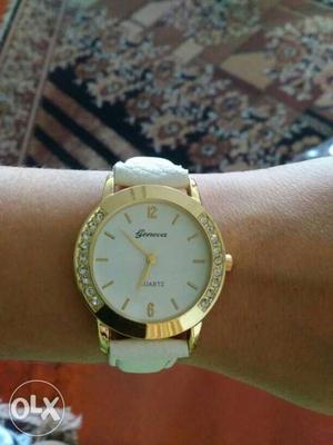 Stunning looking gorgeous womens watch brand new.