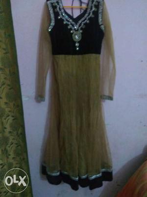 Brown And Black Long-sleeved Traditional Dress