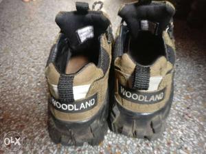 Brown-and-black Woodland Low-top Sneakers