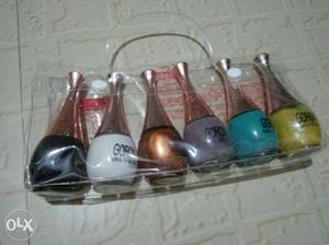 Make-up kit price...  Nailspolish price...