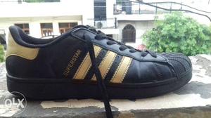 Want to sell my 3 months old adidas superstar