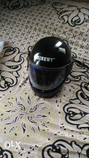 Black Sinewy Full Face Motorcycle Helmet