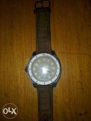 Fastrack al02 watch. 6 month used. price