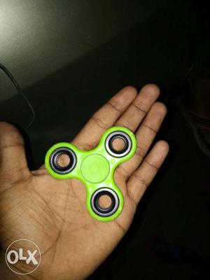 Green bearing fidget