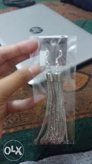 Rs 60..gift galliyara- metal earrings at