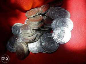 Unused  one rupee coins. 150nos available.