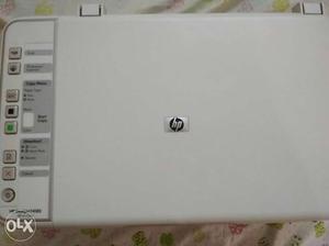 White HP Desktop Printer f (price can negotiated a