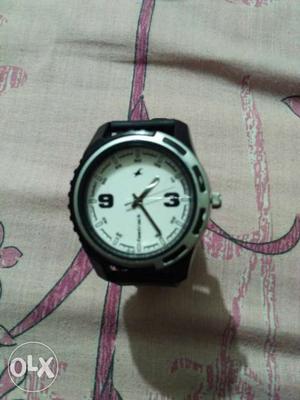 4 months old fastrack watch in Good condition