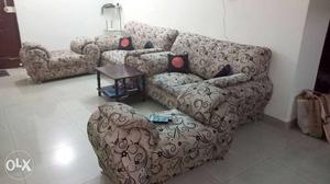4-piece Gray-and-black Floral Sofa Set