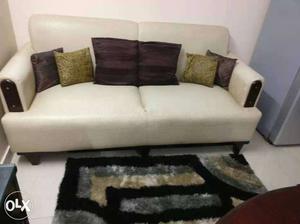 Creme 2-seat Leather Couch very good condition