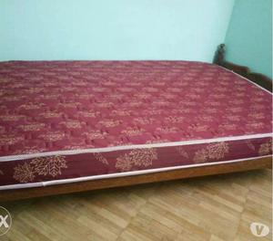 Double cot with matress for sale Kochi