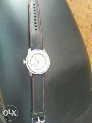 Fastrack watch good condition and good looking