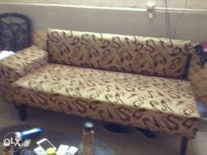 I want to sell 3 pc sofa