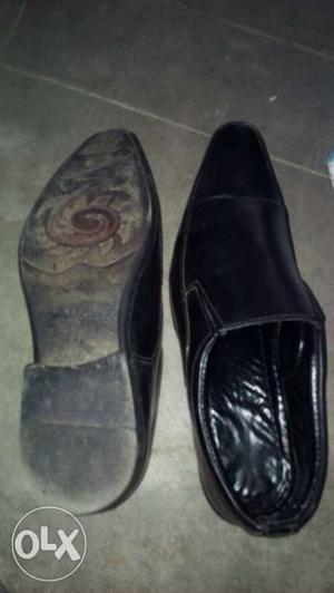 Pair Of Black Leather Derby Shoes Size 10
