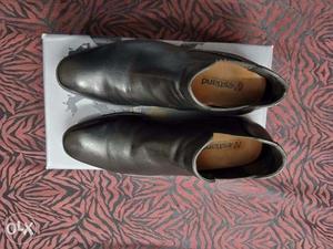 Pure leather shoes, size 8 (42), lightly used