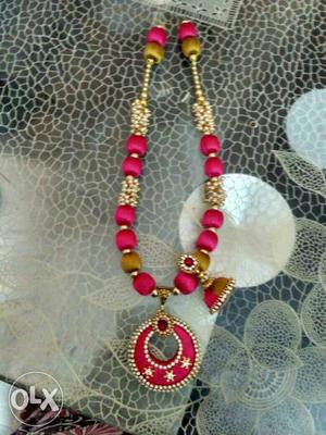 Red, Gold And Brown Beaded Necklace