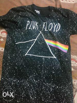 Selling authentic PINK FLOYD band T-shirt at