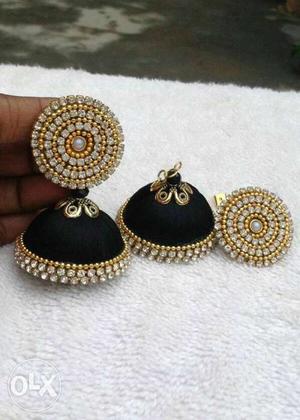 Black And Diamond Jhumka Earrings