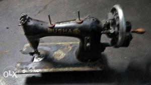 Black Dusha Sewing Machine