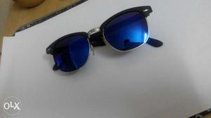 Blue ClubMaster - only at 400 grab now !!