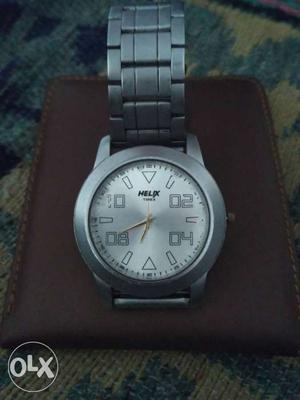 Brand: timex 9months used Good in condition. Actual price