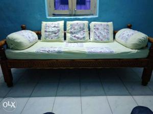 Diwan cot with bed and pillow