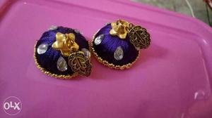 Earrings/fashion jewelry handcrafted brand new silk earrings