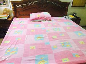 Fixed price. queen size double bed with box and sliders.