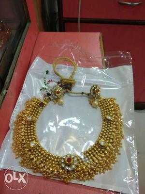 Immitation Jewellery Golden Necklace