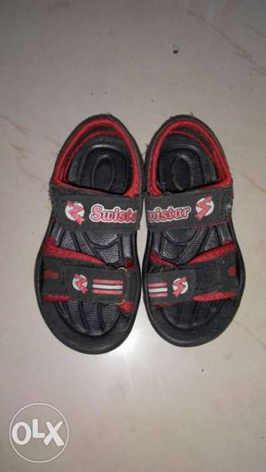 Kids sandals for sale. size 6 months to 1 n half