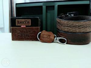 Levi's premium leather Belt wallet and key ring unused