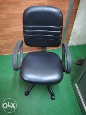 Office chairs brand new condition Qty 03 Urgent