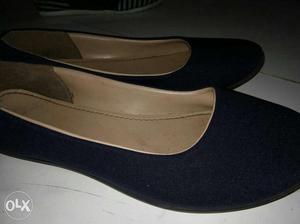 Pair Of dark blue Suede Flat Shoes 7inch