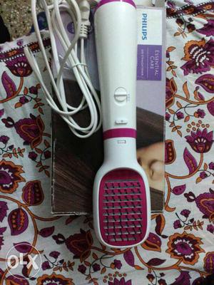 Philips air straightener. 2 times used, with 1yr
