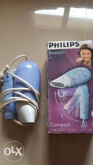 Philips hair dryer Compact light blue