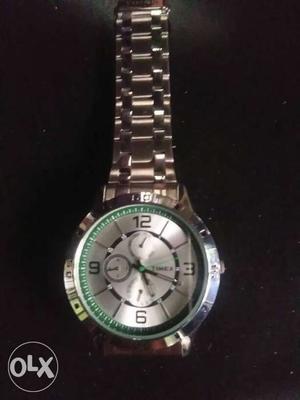Round Silver Chronograph Watch With Link Band with box, not