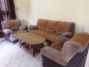 Sofa set with centre table for sale