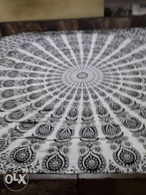 White And Black Floral Bed sheet
