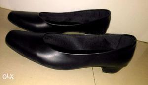 Women's New Formal Black Leather Shoes - size 