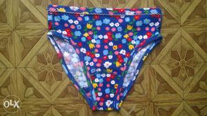 2 to 12 yrs..girls brief 10 colours..price - 22/-