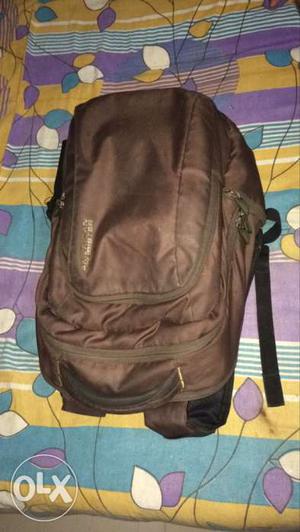 American Tourister Bag 6 months used, water proof