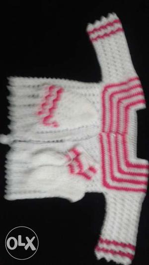 Baby Sweater Set (jacket/cap/socks) Made From