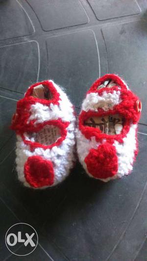 Baby's White-and-red Crochet Booties 6-9 month