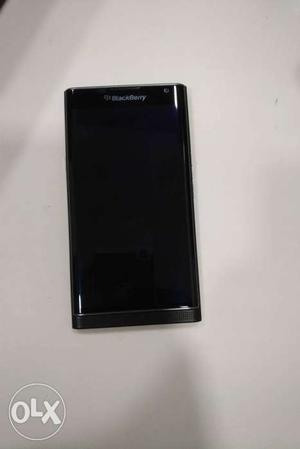 Blackberry PRIV Slightly used two month old