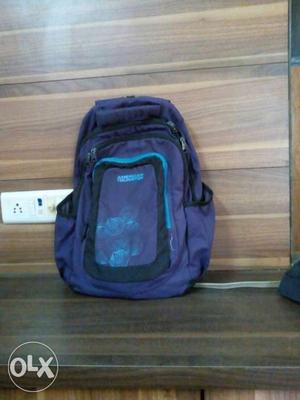 Brand: American Tourister used: 1year no Damadge