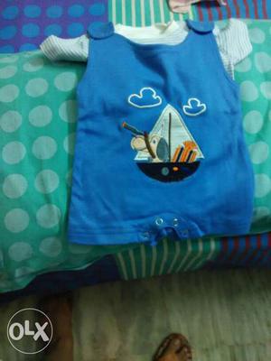Brand new Baby romper set for sale.Size 0-6 months