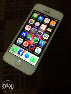 IPhone 5 good condition. Only 2 years used