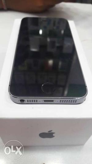 Iphone 5s 32gb space grey with Bill box