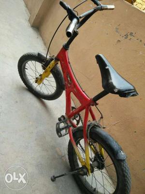 Kids bicycle for age 4-7 is for sell..
